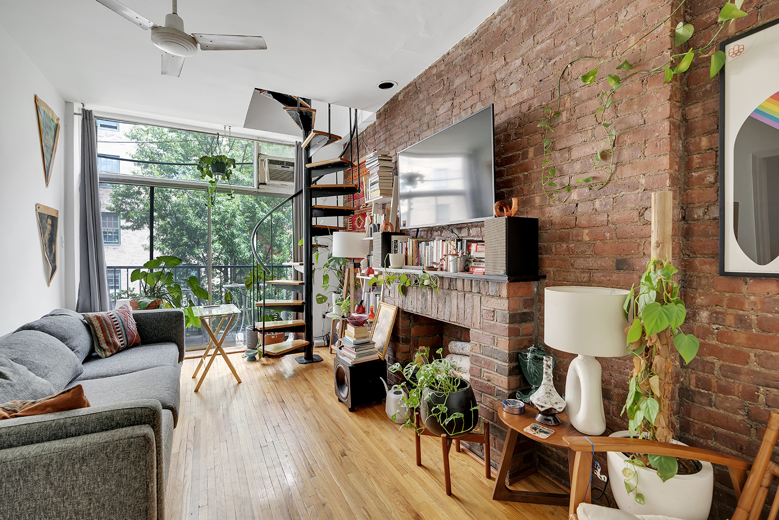 61 West 85th St. 4B, New York, NY 10024 CORE Real Estate